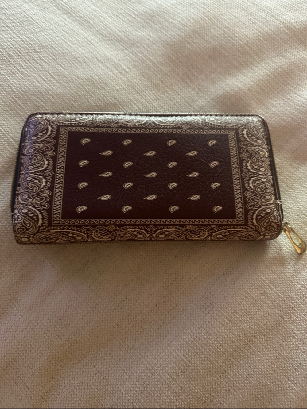Bandana Wallet - Picture 2 of 3